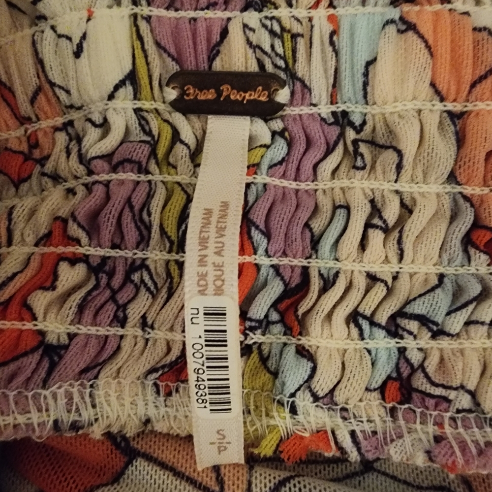 Free people floral off-shoulder top, size small - Picture 6 of 7